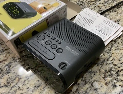 Sony Dream Machine ICF-C218 AM FM Reloj Despertador Radio Juego de Tiempo Automático Negro con Caja Foto 1 de 4