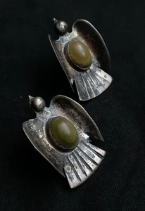 Sterling silver Dove earrings, 10 grams - Picture 1 of 4