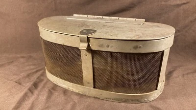Vintage / Antique Fishing Belt Bait Bucket Cricket Cage Pail Lure - Image 1 of 4