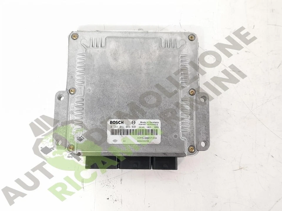 D4192T4 CENTRALINA INIEZIONE   VOLVO V40 «I» (1996) 1.9 DiTD Station Wagon, 5... - Immagine 1 di 4