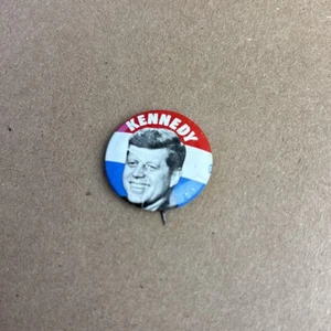RARE JFK Face Litho | Union 313 | Kennedy 1in Campaign Pin | RWB Lithograph - Bild 1 von 3
