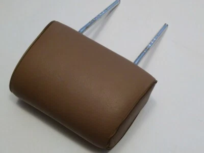 Reposacabezas asiento original BMW E23 E24 E28 E30. Cuero. Nutria 52101936280 Foto 1 de 4