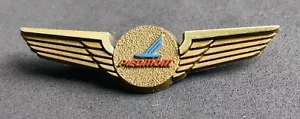 Piedmont Airlines Kiddy Wings - Plastic - Pin Back - Picture 1 of 1