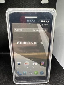 White Smart Phone BLU Studio 5.OC HD NEW IN BOX - Picture 1 of 6
