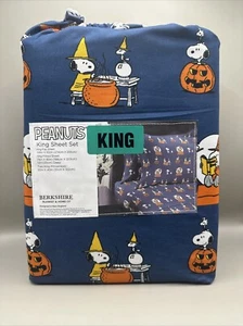 New Peanuts Snoopy Spooky Halloween King Sheet Set Pumpkin Navy Blue - Picture 1 of 3