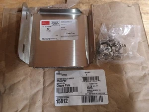 Placa de cierre Hoffman nVent CT44CPSS, 4x4" acero inoxidable - Imagen 1 de 3