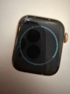 Broken GPS Only Apple Watch Series 6 40MM Aluminum Watch Only - Photo 1 sur 4