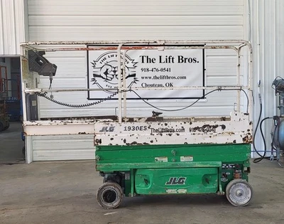 Electric Scissor Lift 2017 JLG 1930ES Manlift Aerial Lift Skyjack Genie - Image 1 of 4