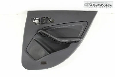 Mercedes Benz CLA250 W117 2014-2018 panel de moldura de puerta de pasajero trasero derecho OEM Foto 1 de 4