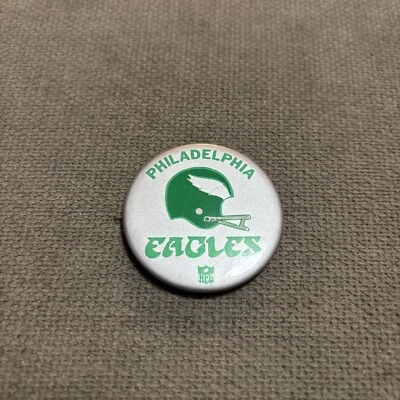 VINTAGE PHILADELPHIA EAGLES NFL LOGO PINBACK PIN - Image 1 of 3
