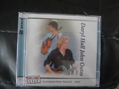Hall and Oates INSTANT LIVE Boston, MA 3/8/2006 2 CD set LIVE Concert NEW! Foto 1 de 4