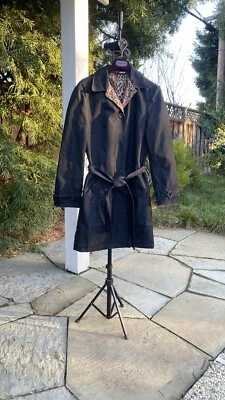 J&ANS Elegante Lluvia/Trinchera de Dolce&Gabbana Doble Cara, XS Foto 1 de 4