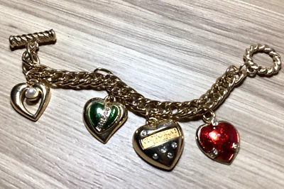 VICTORIA'S SECRET HEART CHARM BRACELET 7.5 INCHES LONG - Image 1 of 3