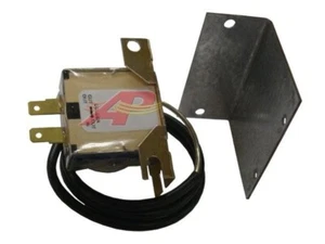 84078518, 82028952, 6914382 - Thermostat Switch For New Holland and Case IH - Picture 1 of 3