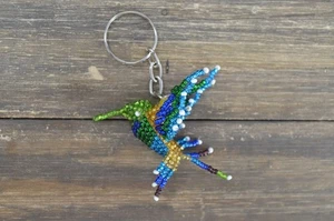 Bolso Colibrí con Cuentas Dije Llavero Azul Verde Pájaro - Imagen 1 de 5
