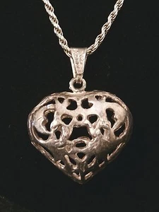Vintage Sterling Silver Cut Out Heart Pendant Necklace. Make Offer! #152 - Picture 1 of 5