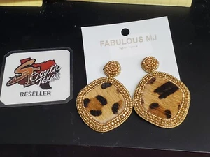 Faux Leather Cowhide Fashion Jewelry Earrings Stud Gold Black Seed Beads - Picture 1 of 9