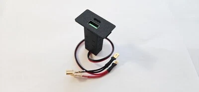 BMW Z3 Post-Facelift Dual USB+USB-C Charger SFC Capable - Direct Plug N Play! - Image 1 of 3