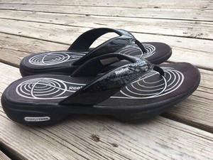 reebok thong sandals