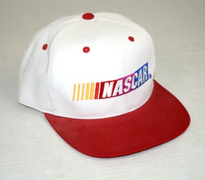 Sombrero Snapback Vintage Bandera A Cuadros Deportes Años 90 Blanco Ala Roja Logo Nascar Foto 1 de 4