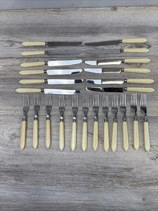 VINTAGE Universal Resistain Stainless Flatware 24 Pc Knives Forks USA - Picture 1 of 5