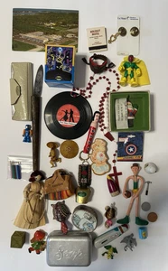 Trödel Schublade Großhandel Floh Mrk’t Misc. Mix Lot Schmuck Mini Schallplatte Münzen & Spielzeug - Bild 1 von 15