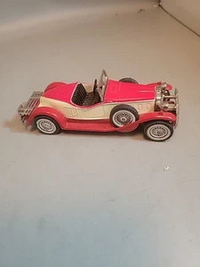 Matchbox 1:43 1931 STUTZ BEARCAT Convertible Red & White - Picture 1 of 6