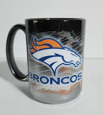 Taza de café vintage Denver Broncos Liquid Logic cromo negro metálico plata 11 oz Foto 1 de 4
