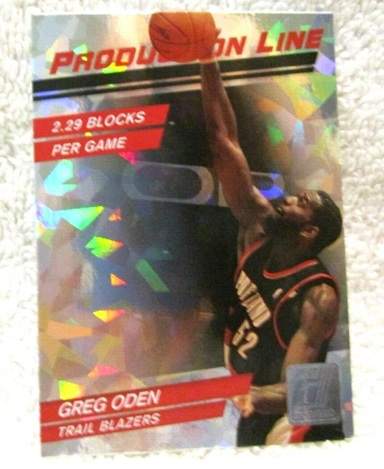 Greg Oden 2010-11 Donruss Production Line Cracked Ice REFRACTOR!Trailblazers C  - Image 1 of 2