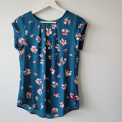 41 hawthorn Stitch Fix womens  green floral cap sleeve top Stitch fix size XSP - Image 1 of 4