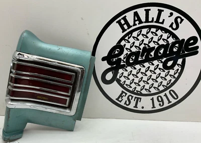 Conjunto de luz trasera PLYMOUTH TAMAÑO COMPLETO izquierda 66 Foto 1 de 4