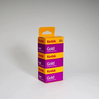 Kodak Gold 200 Color Negative 135 35mm Film (36 Exposures, 3-Pack) - Image 1 of 2