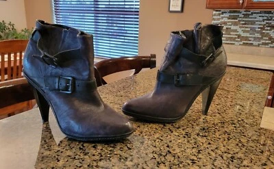 Mujer Gris Negro Cuero Report Signature Norris Botines Tacones 7.5 SEXY Foto 1 de 4