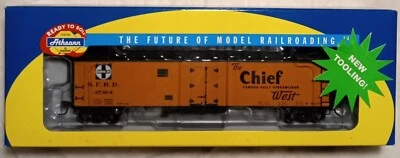 Athearn #94510 A.T.S.F. "Chief" 50' Ice Bunker Reefer Early Map#37364 NEW IN BOX - Image 1 of 4