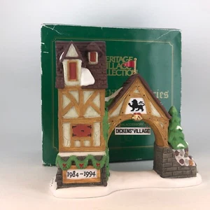 Department 56, Dickens' Village, "Postern", #98710, 10th (!) Jubiläumsstück - Bild 1 von 9