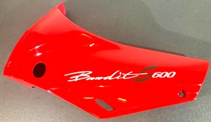 Carénage Gauche Suzuki GSF 1200 Bandit 94421-26E00 NOS - Photo 1/4