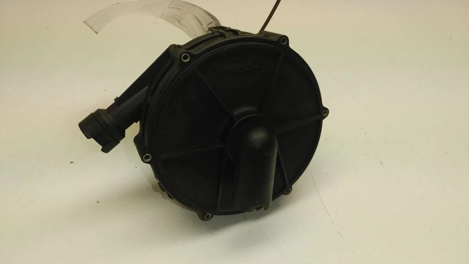 99 00 01 BMW 740IL E38 BOMBA DE SMOG Foto 1 de 4