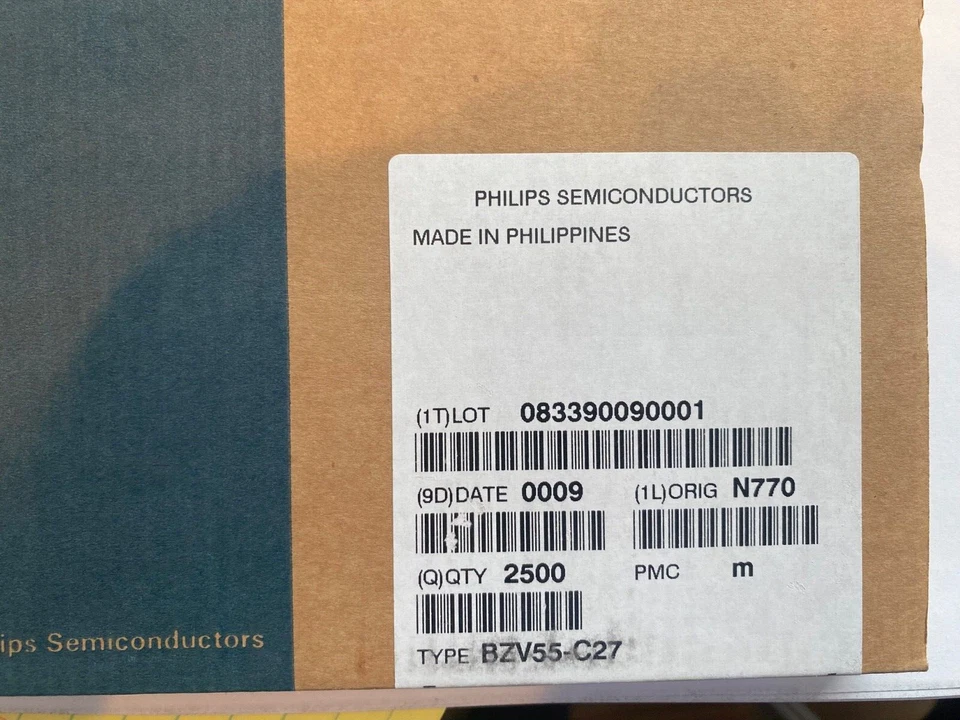 2500 piezas BZV55-C27 Philips SMD diodo Zener 27V 500mW 5% SOD-80C voltaje regular USA Foto 1 de 1