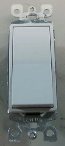 Leviton Decora Wippschalter 3 dreifach weiß gebraucht funktioniert - Bild 1 von 4