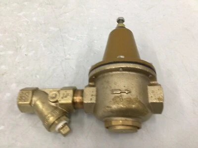 WATTS - 1 LF223-S Water Pressure Regulator 25 psi to 75 psi 1 in Pipe Size Brass - Image 1 of 4