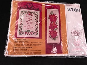 VINTAGE NEW IN PACKAGE POINSETTIA BELL PULL COUNTED CROSS STITCH KIT - Picture 1 of 4