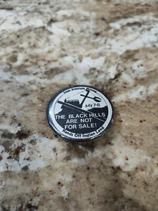 Vintage Indian Protest Pin Black Hills Stop Uranium Mining HANDS OFF Indian Land 2 - Bild 1 von 2