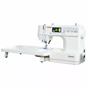 New Janome DC2030 Sewing Machine + bonus - Picture 1 of 2