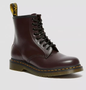 Botas Dr Martens Estilo 1460 Cuero Liso Con Cordones Borgoña Talla US M 7 W8 EU 39 - Imagen 1 de 17