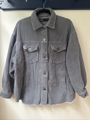 Jaqueta Camisa Jeans Zara Feminina S Azul Cinza Oversized Shacket Bloggers Fave - Imagem 1 de 4