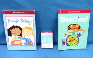 Lotto di 3 mini libri bambola vintage American Girl SENTIRSI SHOWTIME STORIE VERE - Foto 1 di 13