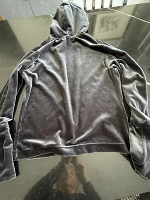 Sudadera con capucha vintage de terciopelo negro Nike con cremalleras plateadas Foto 1 de 4