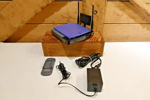 Linksys Wireless-N modello WRT300N router a banda larga - Swanky Barn - Foto 1 di 12
