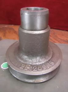 Polea del cigüeñal 4-3/4" de diámetro se adapta a International Tractor Cub Farmall 251269R3 - Imagen 1 de 3