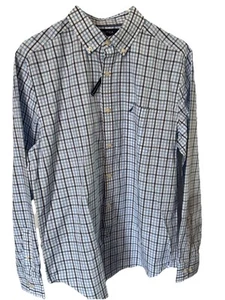 Nautical Men’s Dress Shirt Size M Medium MSRP $79.50 Wrinkle Resistant - Picture 1 of 11